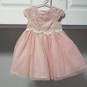 Beautiful tool and lace dress